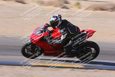 media/Dec-10-2023-SoCal Trackdays (Sun) [[0ce70f5433]]/Turn 9 Inside Set 2 (1115am)/